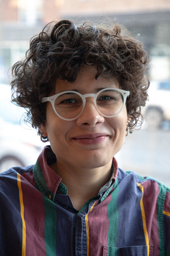 Marina León en dédicaces